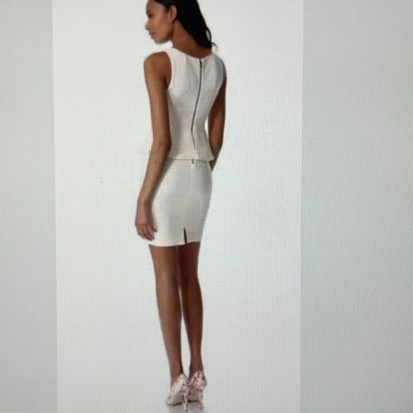 🆕ALICE & OLIVIA Ivory Peplum Dress sz 2